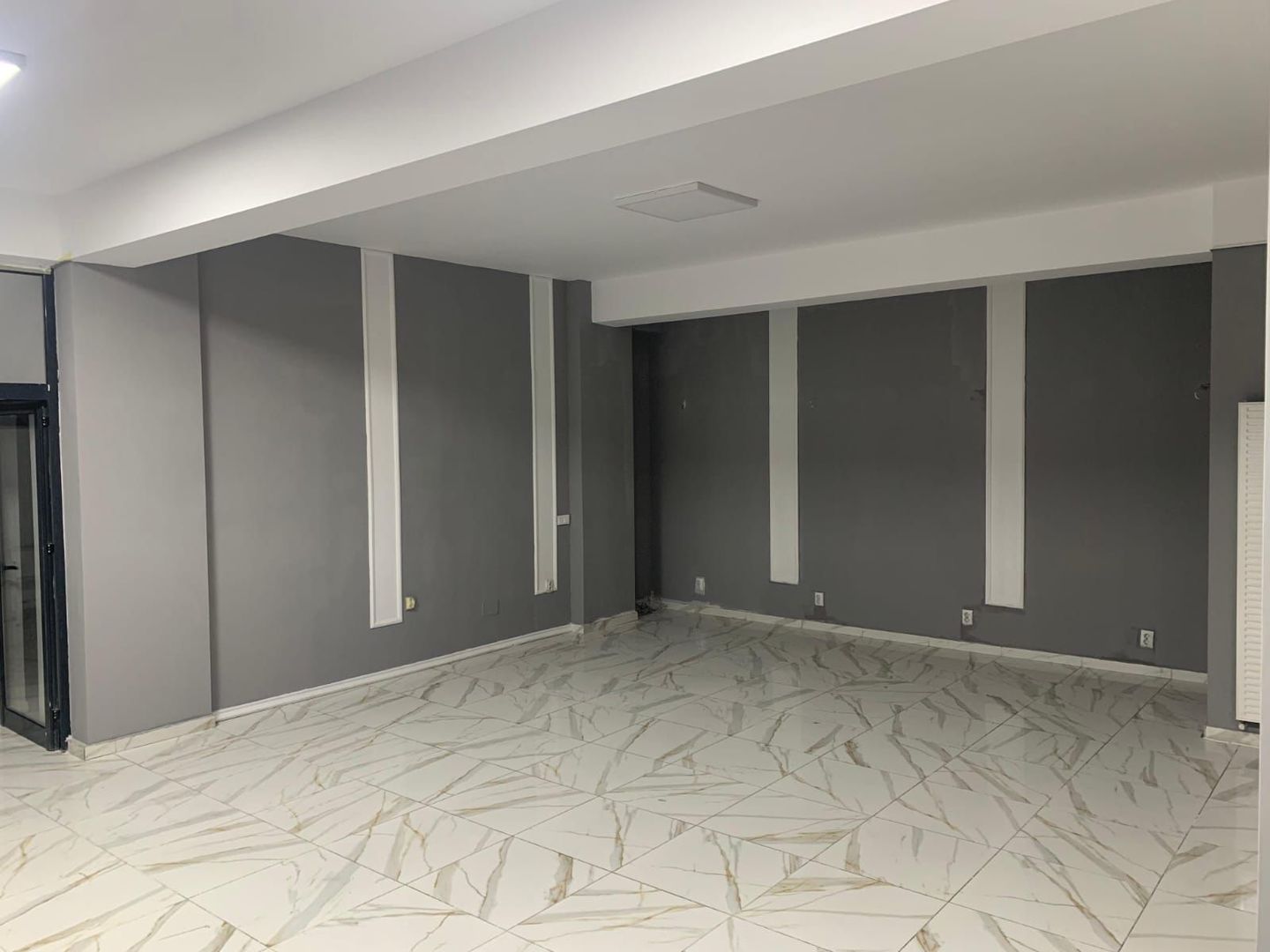Spatiu comercial de inchiriat Damaroaia - Poză 5