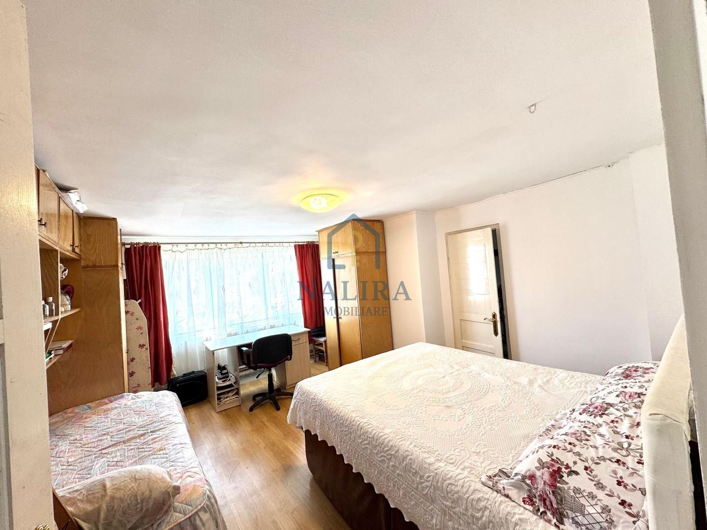 Casa de caramida de vanzare Surdesti cu teren intravilan 5000mp - Poză 10