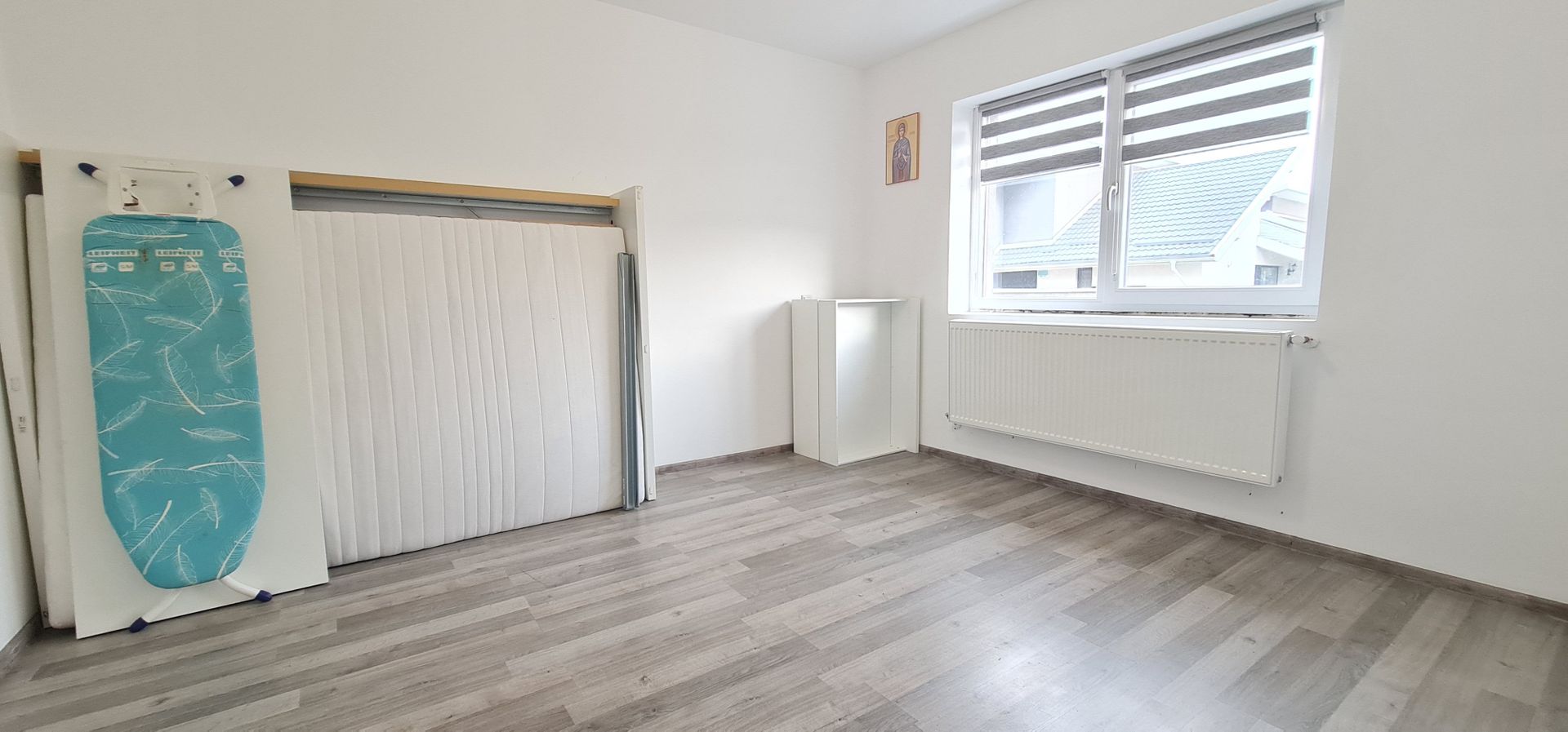 Casa de inchiriat 4 camere semimobilata cartier Izvor - Poză 5