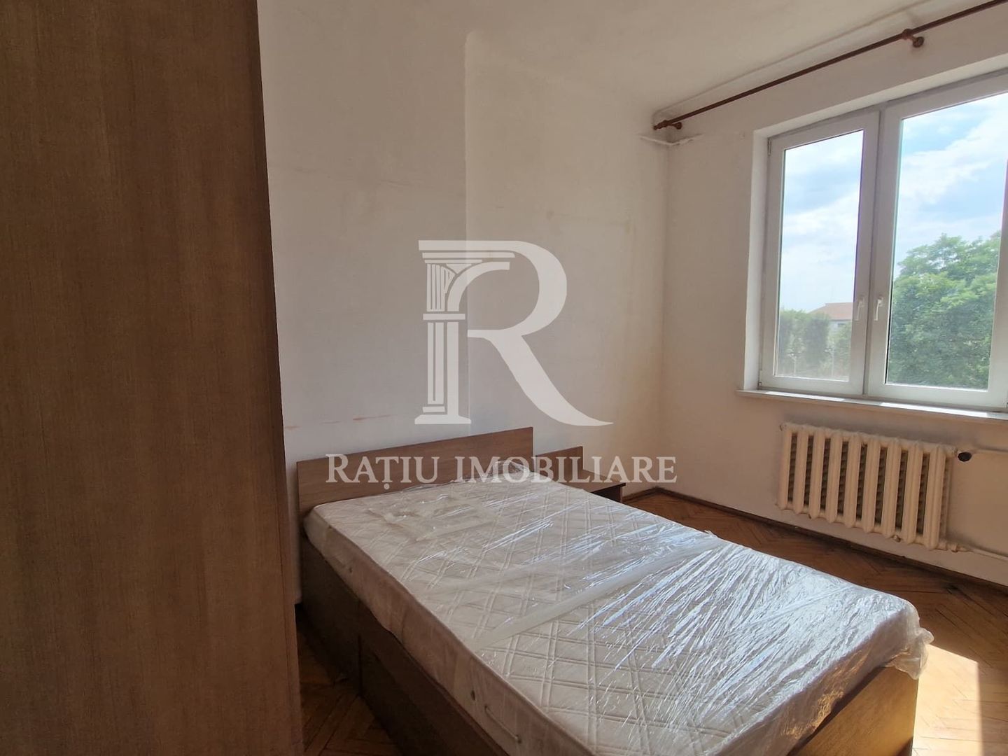 Apartament cu 3 camere | Rogerius | Oradea - Poză 1