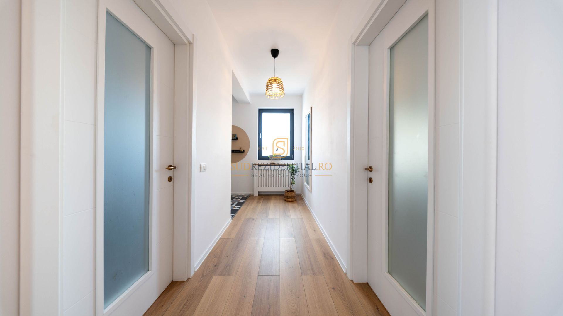 Casa Individuala de vanzare - Comuna Berceni - Complet mobilata - Poză 4