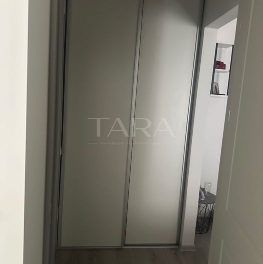 Apartament spațios cu 2 camere și balcon generos în Baciu - Poză 5