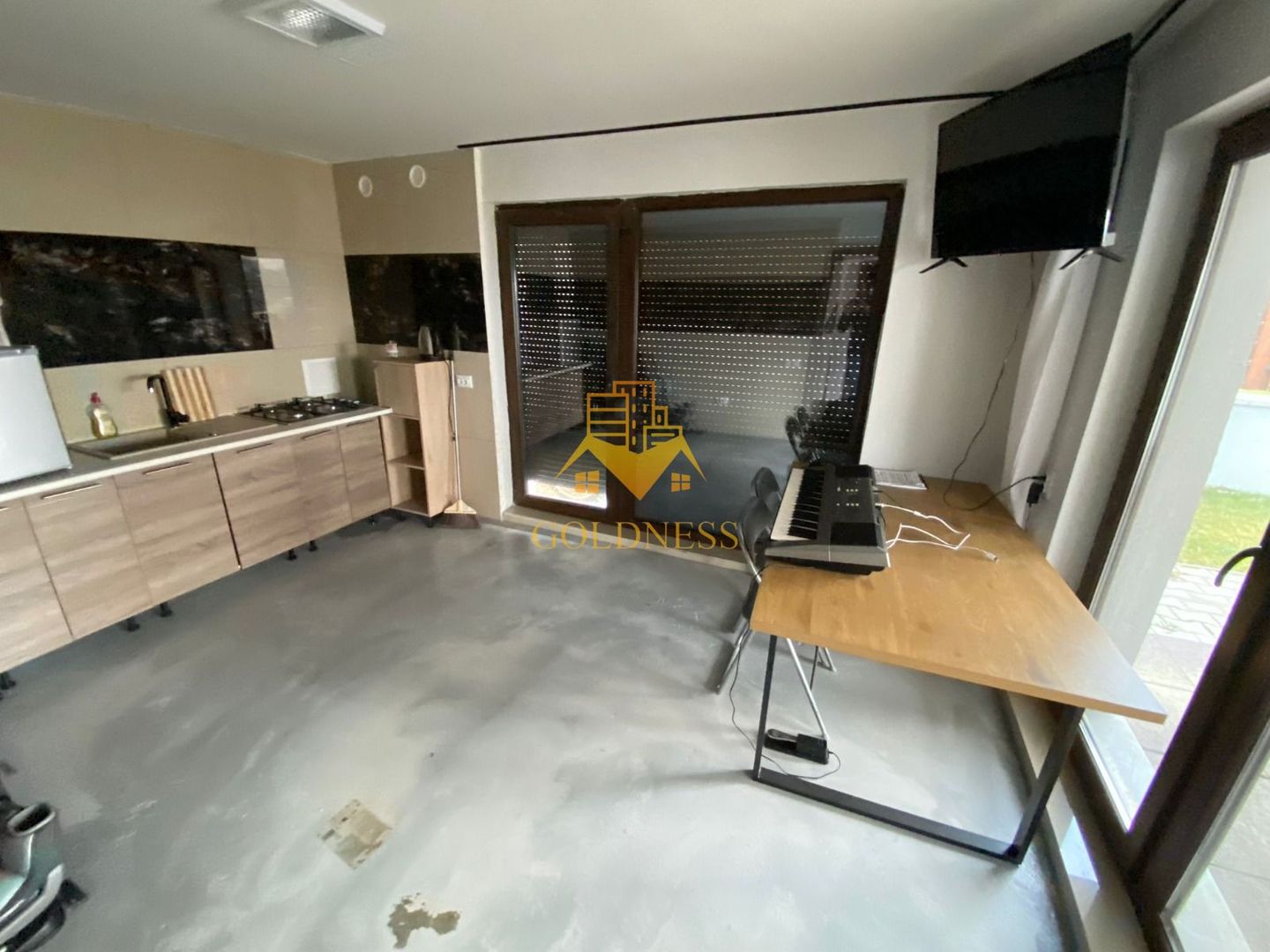 Vila cu 5 camere, Borhanci, 540Mp, 3 Parcari,Gradina, View,Petfriendly - Poză 3