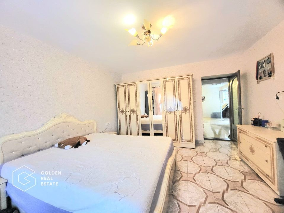 Casa P+M în Curtici, 1080 mp teren, 8 camere - Poză 5