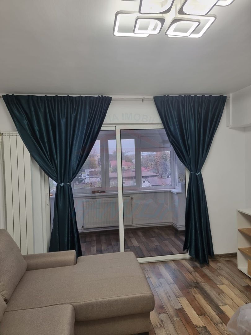 Inchiriem apartament cu 3 camere in centrul orasului, pret 500 euro - Poză 10