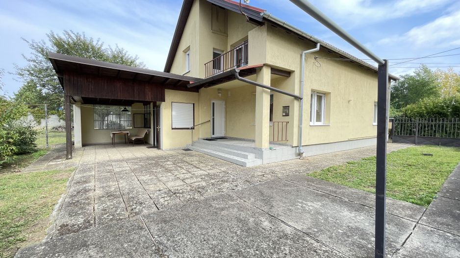 Casa de vanzare in zona Lipovei - Poză 18