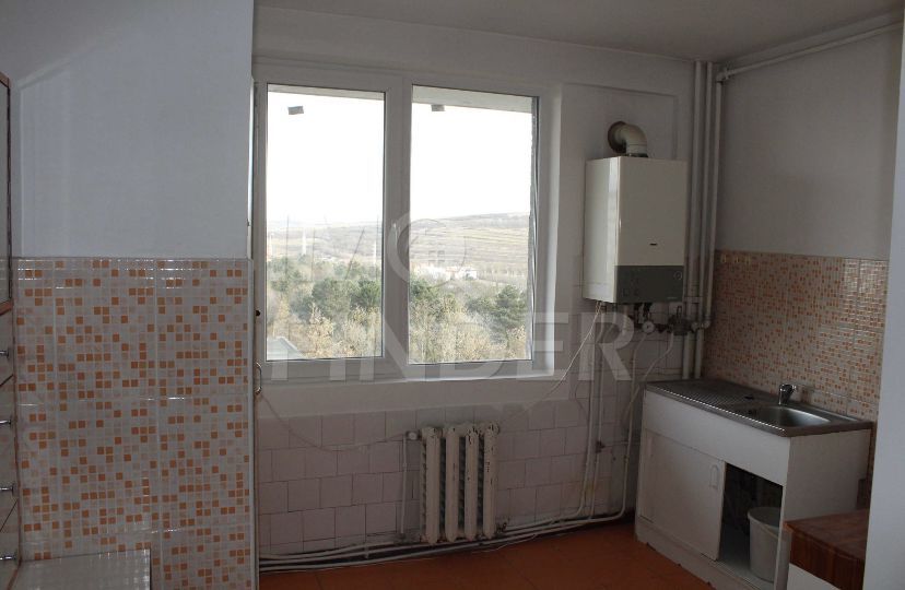 Vanzare 2 camere Gheorgheni, zona Mercur, etaj intermediar - Poză 1