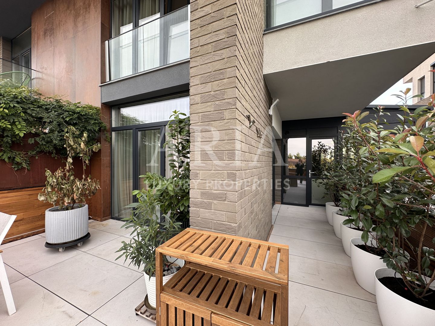 BELAIR LAKE - Penthouse duplex - LAKEFRONT - - Poză 1