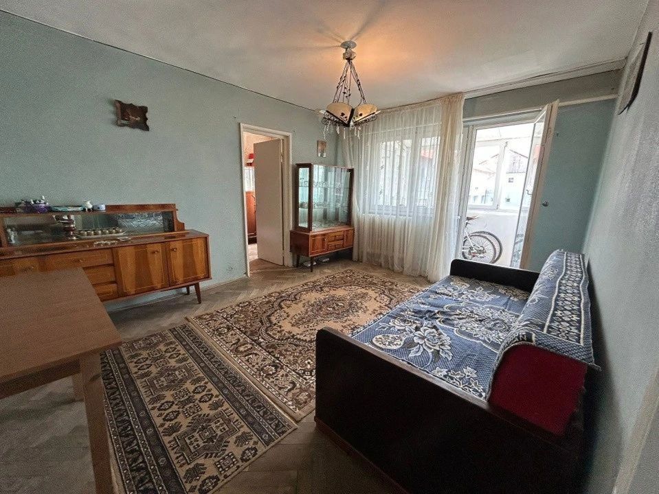 Apartament 2 camere- Craiovita Noua, Niela - Poză 1