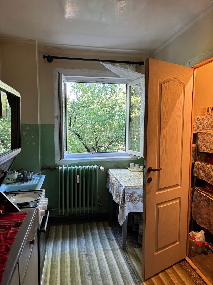 De vanzare Apartament 3 camere, Berceni, sector 4 - Poză 3