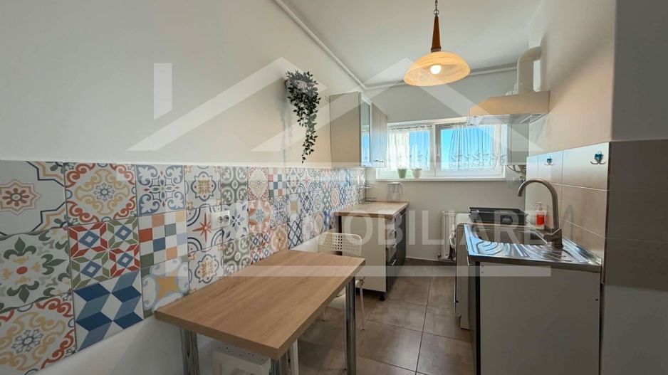 Apartament cu 2 camere, 50 mp, decomandat, Zona Semicentrala - Poză 4