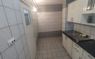 Vânzare apartament decomandat 3 camere cu centrală - Str. Baciului - Poză 10