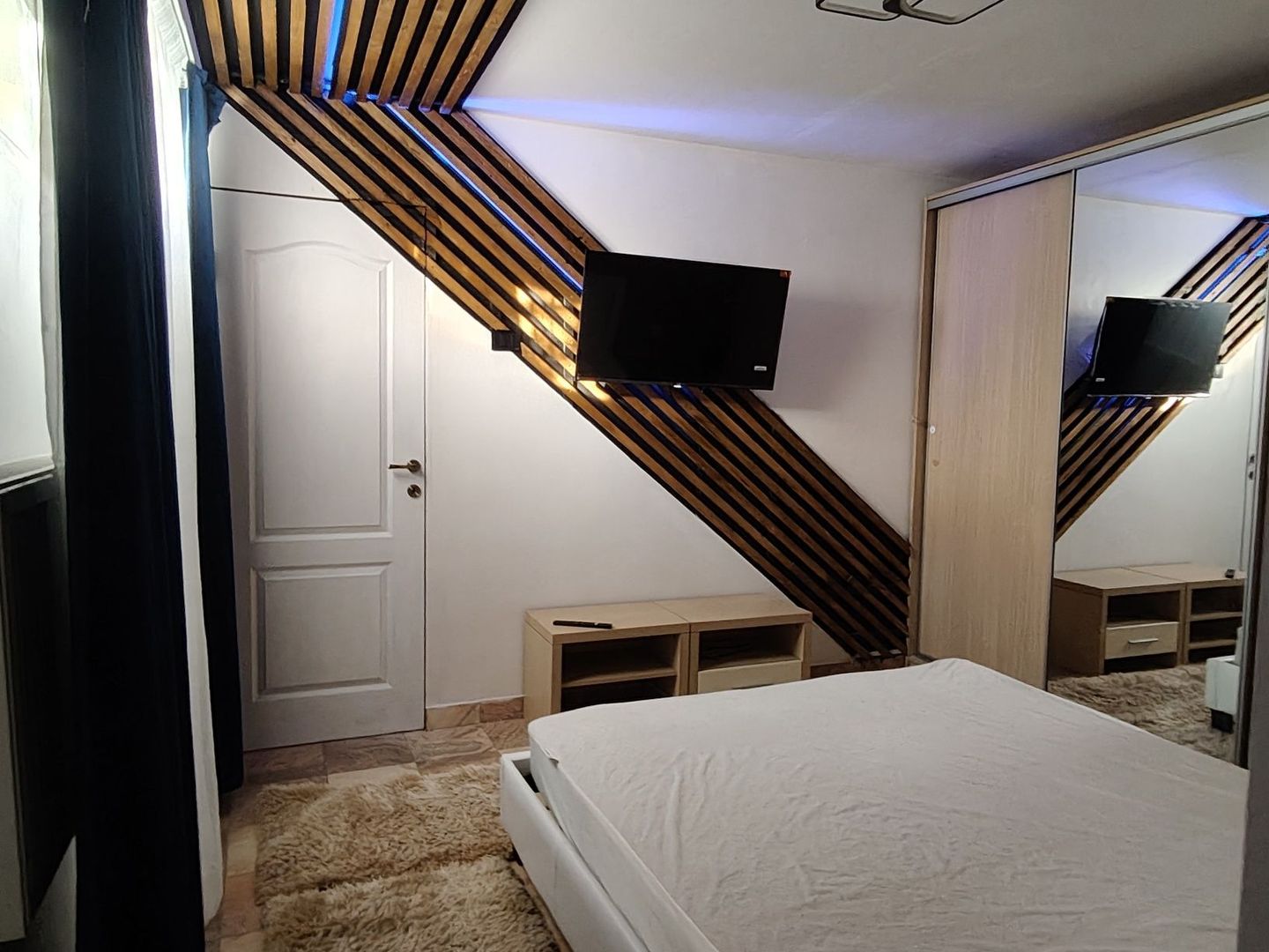 Garsonieră decomandată Berceni - Poză 1