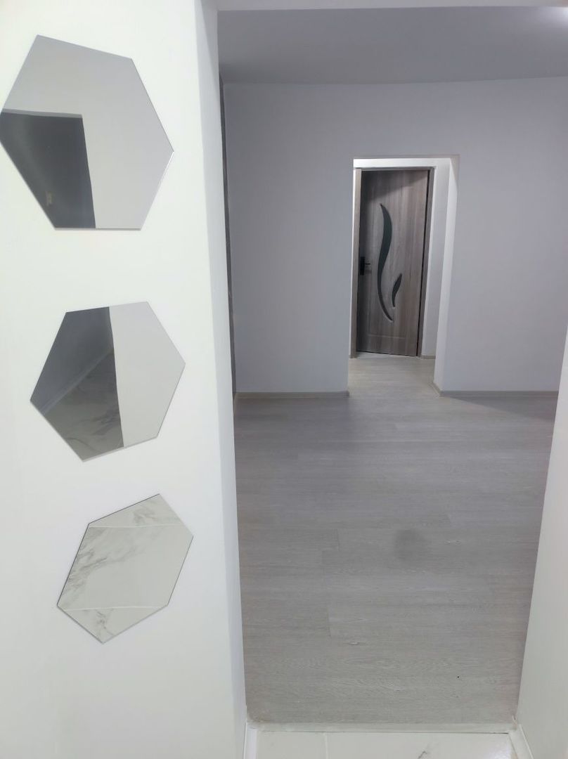 Vând apartament 2 camere - Poză 7