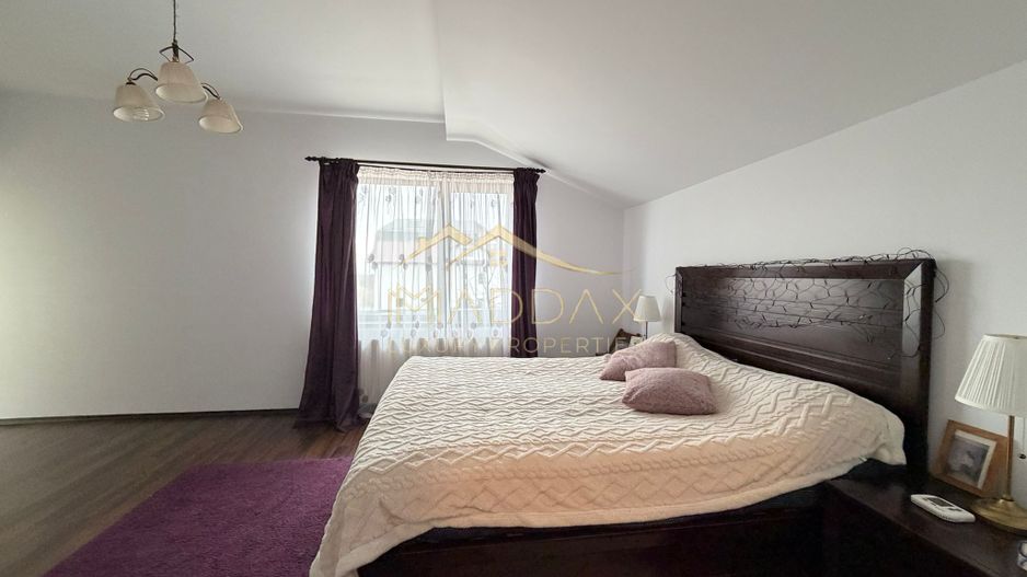 Vila spatioasa cu vedere spre lac Corbeanca - Poză 41