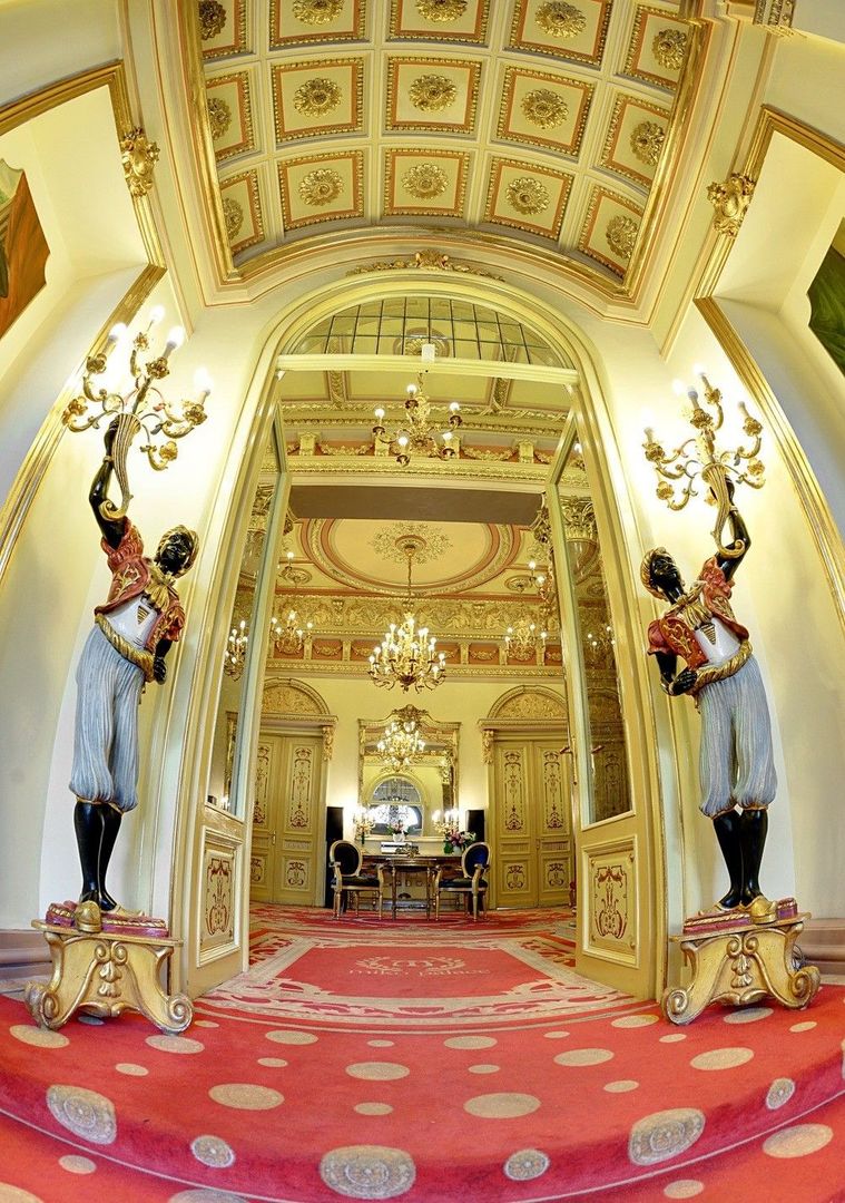 Palat de lux Piata Romana - Poză 4
