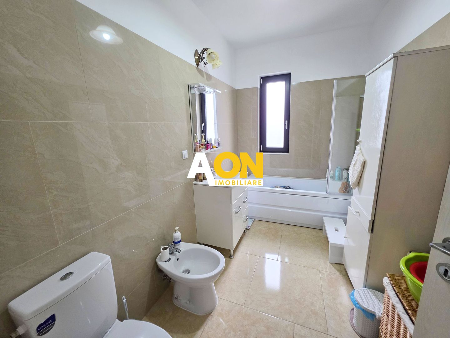 Apartament 3 camere, 2 balcoane, etaj 1, parcare, bloc nou, Micesti - Poză 7