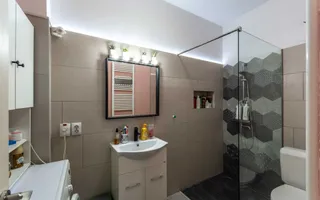 Eminescu Toamnei Casa 2 camere Comision 0% - Poză 13