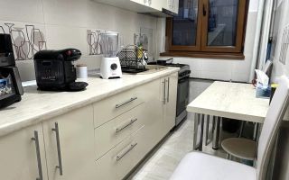 Apartament 2 camere, semidecomandat, zona Dacia, etaj 3 4, renovat, mobilat și utilat - Poză 9