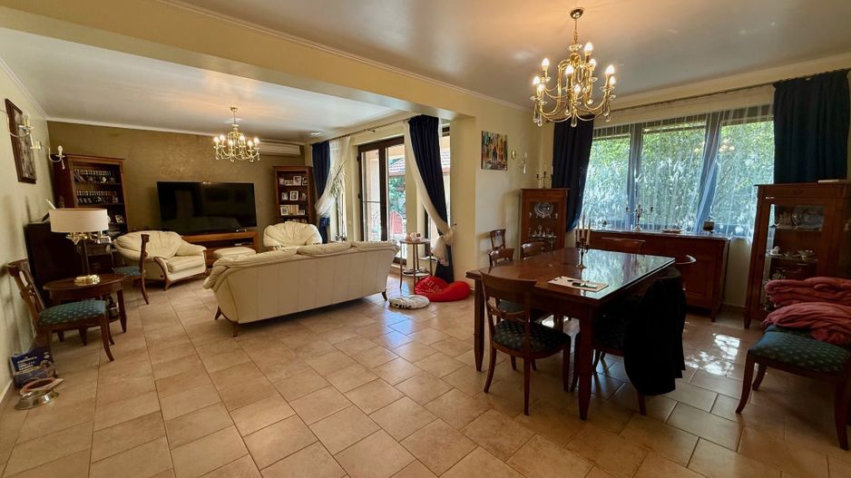 Vila 6 Camere de Vanzare I Mogosoaia - Poză 9