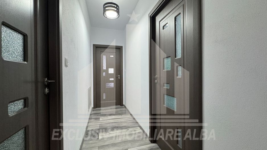 Apartament cu 3 camere decomandate, Bloc Nou - Poză 3