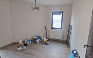 Titan_Apartament 2 camere_70 mp._nemobilat_pretabil birou - Poză 8