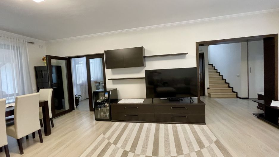 Casa de inchiriat pe str.Voronet - Poză 9