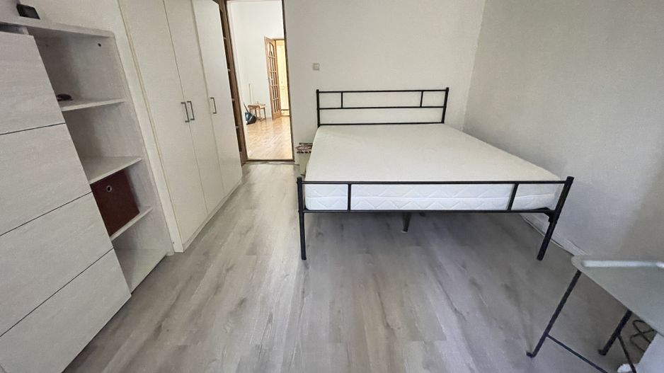 Casă la curte comuna în zona Balcescu - Poză 14