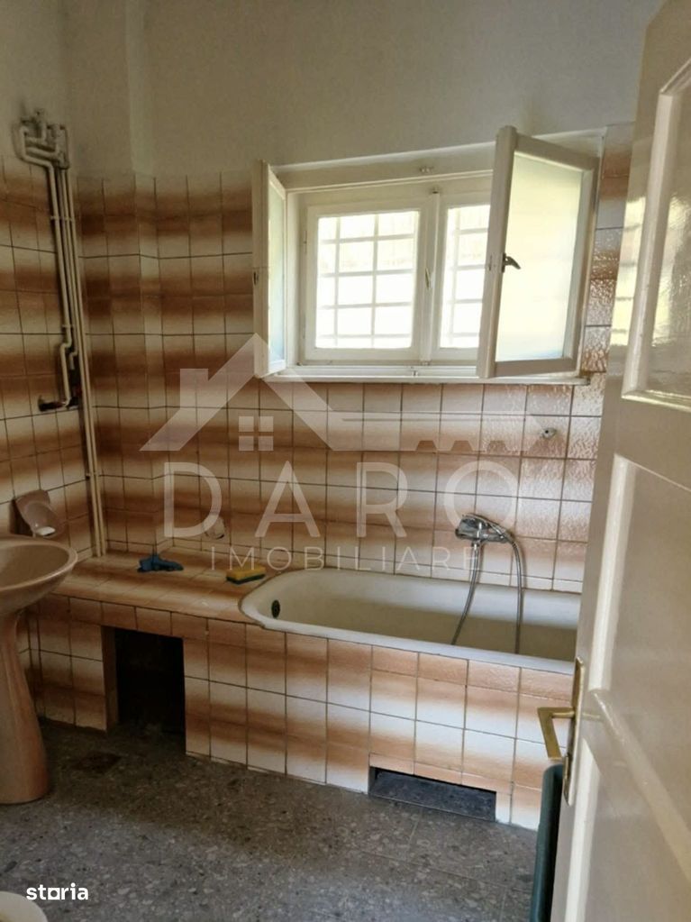 Casă ultracentrală, singur în curte Târgu Mureș – 2 Apartamente - Poză 6