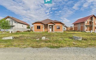 Casă la roșu, 4 camere, Zimandul Nou - Poză 1