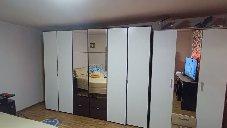 Casă spațioasă cu 4 camere , curte și teren generos în Mașloc - Poză 15