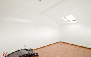 Vanzare vilă in Galati, renovată complet in 2025, 3 nivele, cu terasa - Poză 8