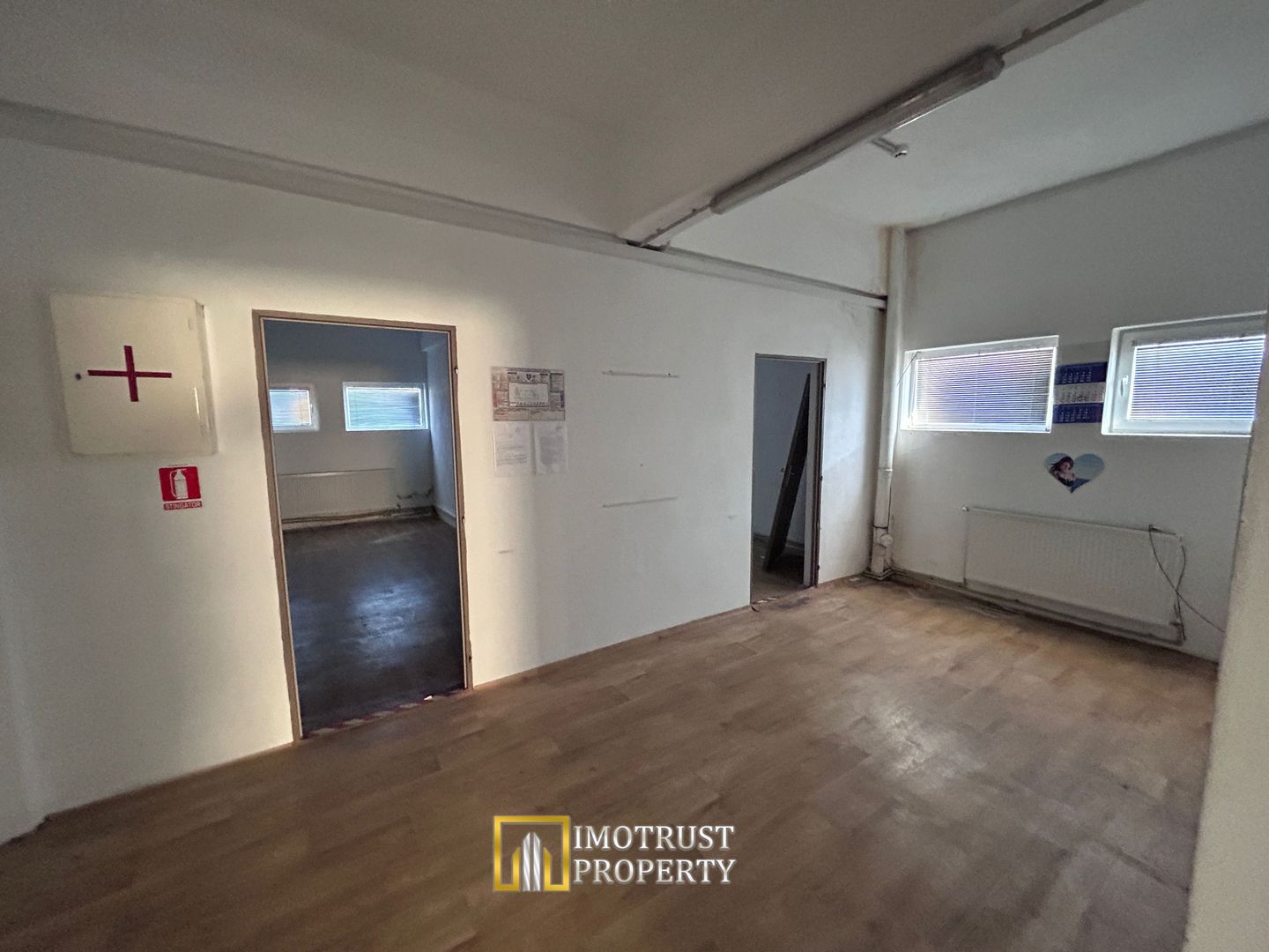 De Vânzare Hală Industrială – Lipova, Județul Arad - Poză 15