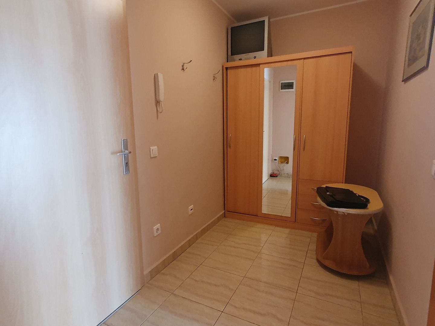 Avantgarden 2 garsoniera mobilata cu parcare - Poză 4