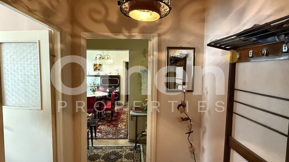 Apartament cu 4 camere; 74.66 mp, decomandat, Bd. Decebal - Poză 4