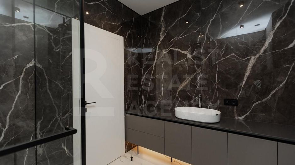 Chirie, apartament, 5 camere, str. Lacului, Centru - Poză 18