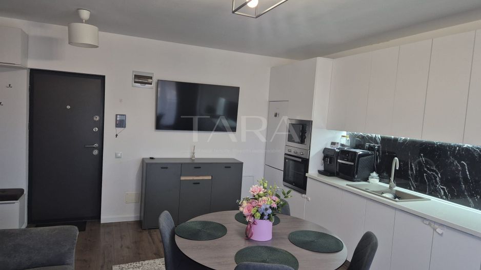 Apartament 2 Camere Ultrafinisan, Modern Mobilat – Etaj 3, Parcare. - Poză 1