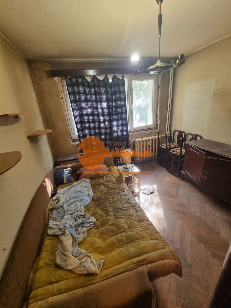 Apartament cu 2 camere zona Giulesti ( Bloc Reabilitat) - Poză 1
