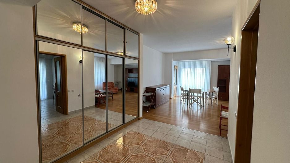 Inchiriere 2 camere, zona exclusivista Herastrau/Arcul de Triumf - Poză 2