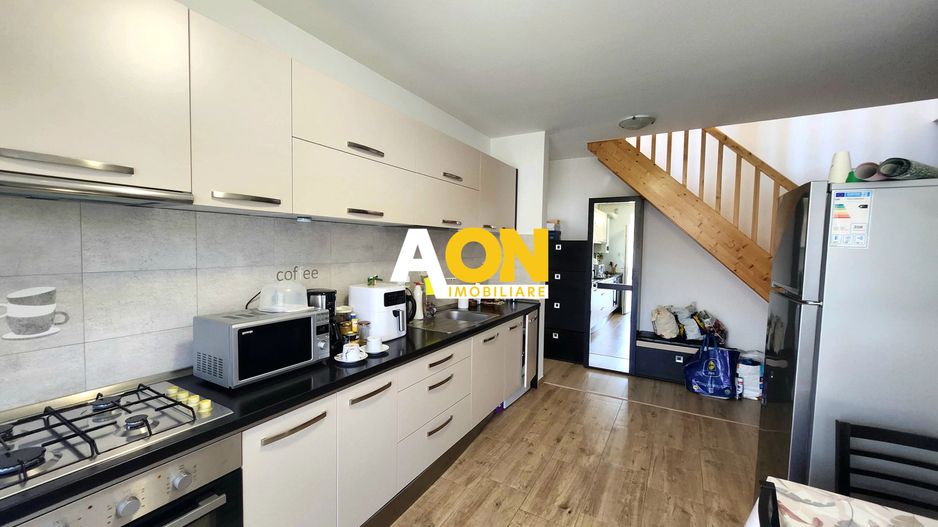 Apartament cu 2 Camere + Mansardă, Garaj, Bloc Nou, Zona Centru - Poză 2