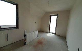 Casa individuala la intrare in Campenesti - Poză 7