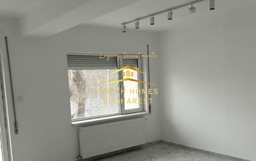 Vila pe malul lacului - Poză 3