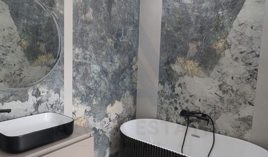 Penthouse premium 4 camere 120 mp utili terasa 88 mp zona Lazaret - Poză 13