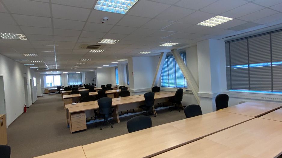 Cladire de  birouri - zona COMPLEX - Poză 8