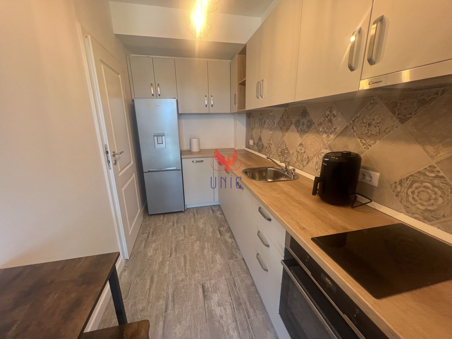 Garsoniera transformata in 2 Camere LUX Zona Stadionului Ion Oblemenco - Poză 7