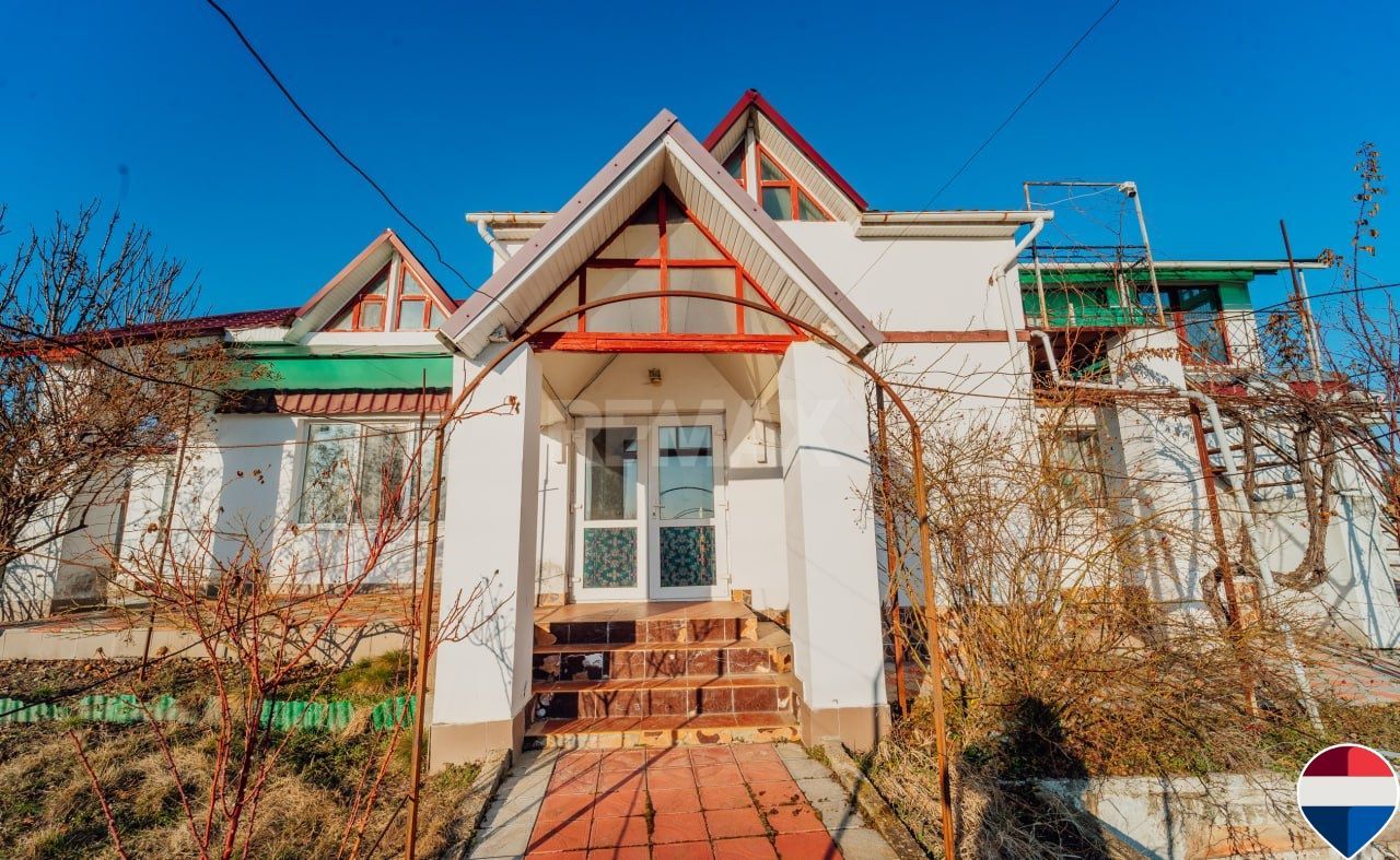 Casă de vânzare, Obileni, Hîncești ,185 m² ,16 ari, 2 garaje - Poză 3