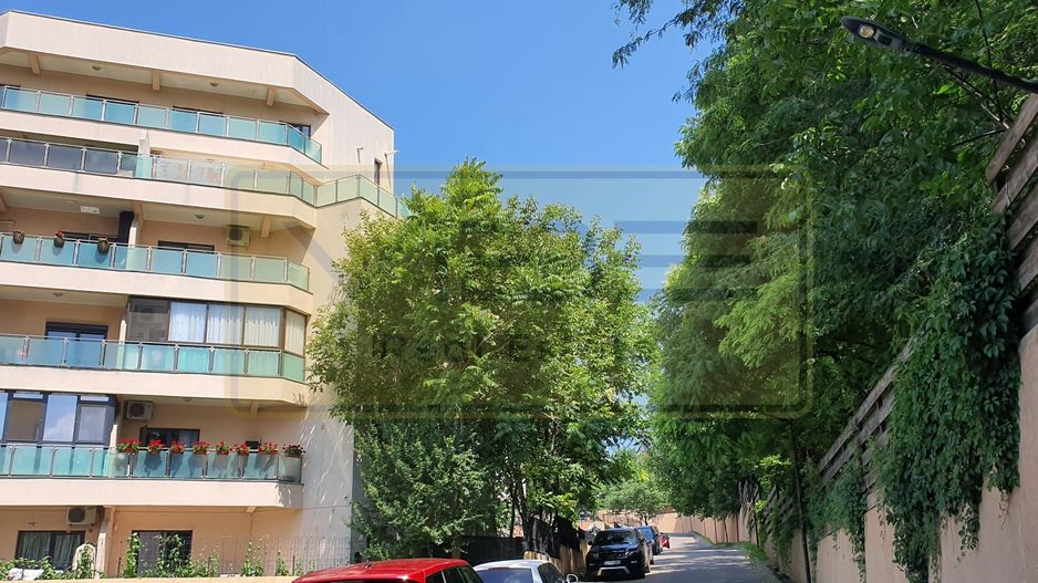 Apartament 2 camere + loc parcare Parcul Copou - Poză 1