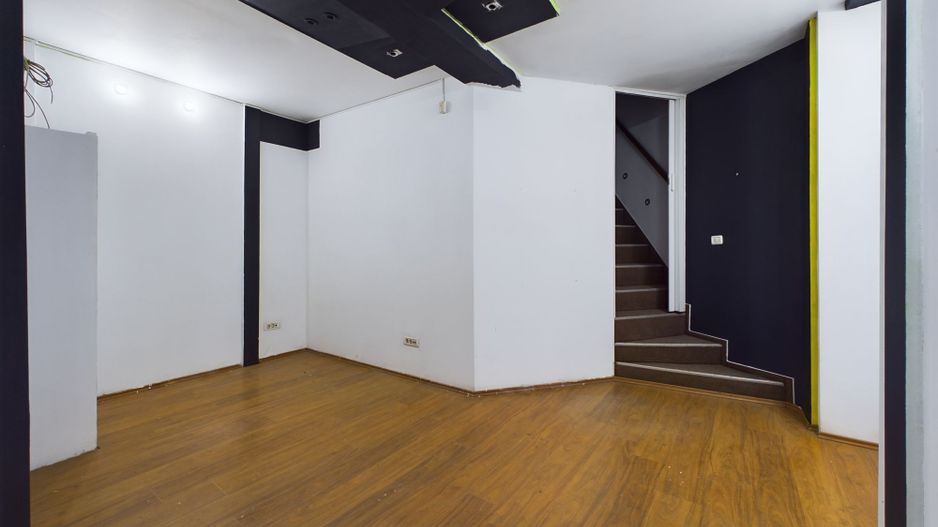 Spațiu ultracentral de închiriat - Poză 3