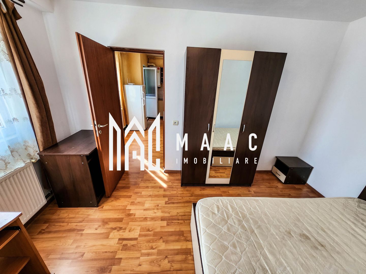 Apartament 2 Camere I Zona Vasile Aaron I Mobilat si utilat - Poză 4
