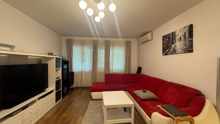 4 camere- DECOMANDAT | AVIATIEI - Poză 2